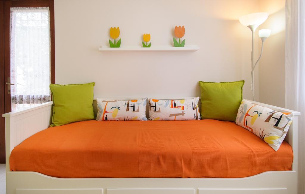 Studio And Apartment Nadia With Garden Poreč Buitenkant foto
